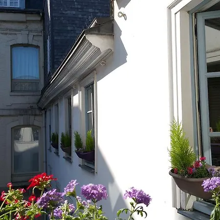 Le Duplex Apartment *